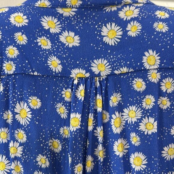 PURE COLLECTION V-NECK TOP. - Picture 4 of 11